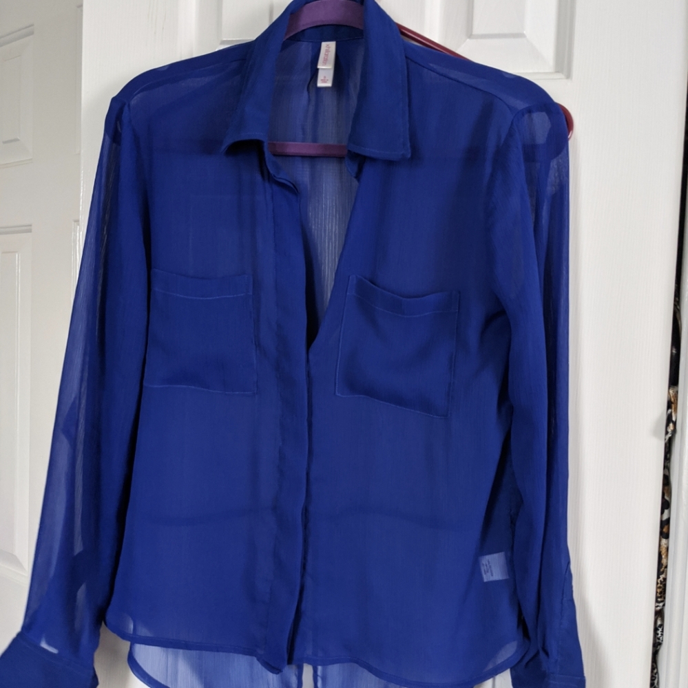 FIVE women's dress shirts